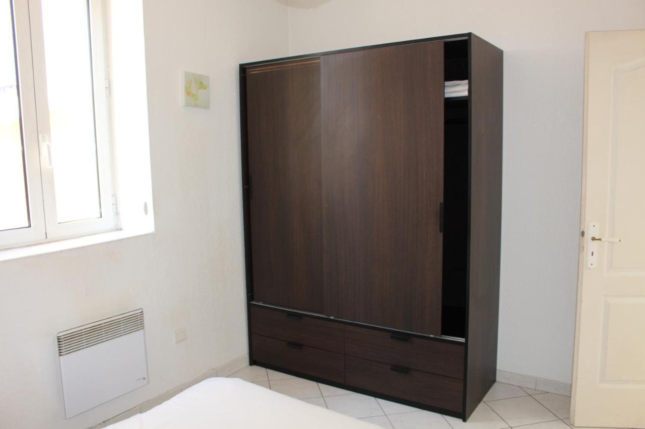Enzo Paradise Apartment