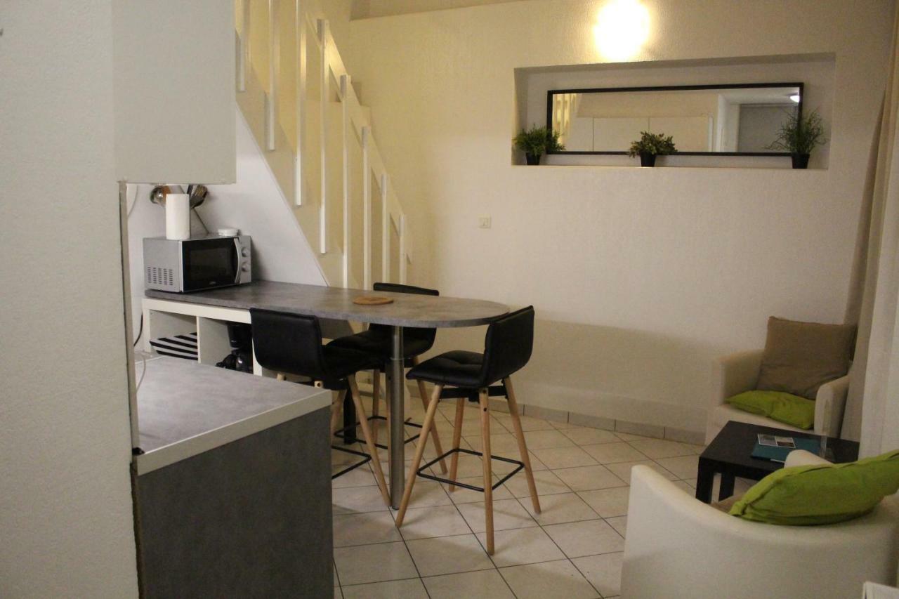 Enzo Paradise Apartment *