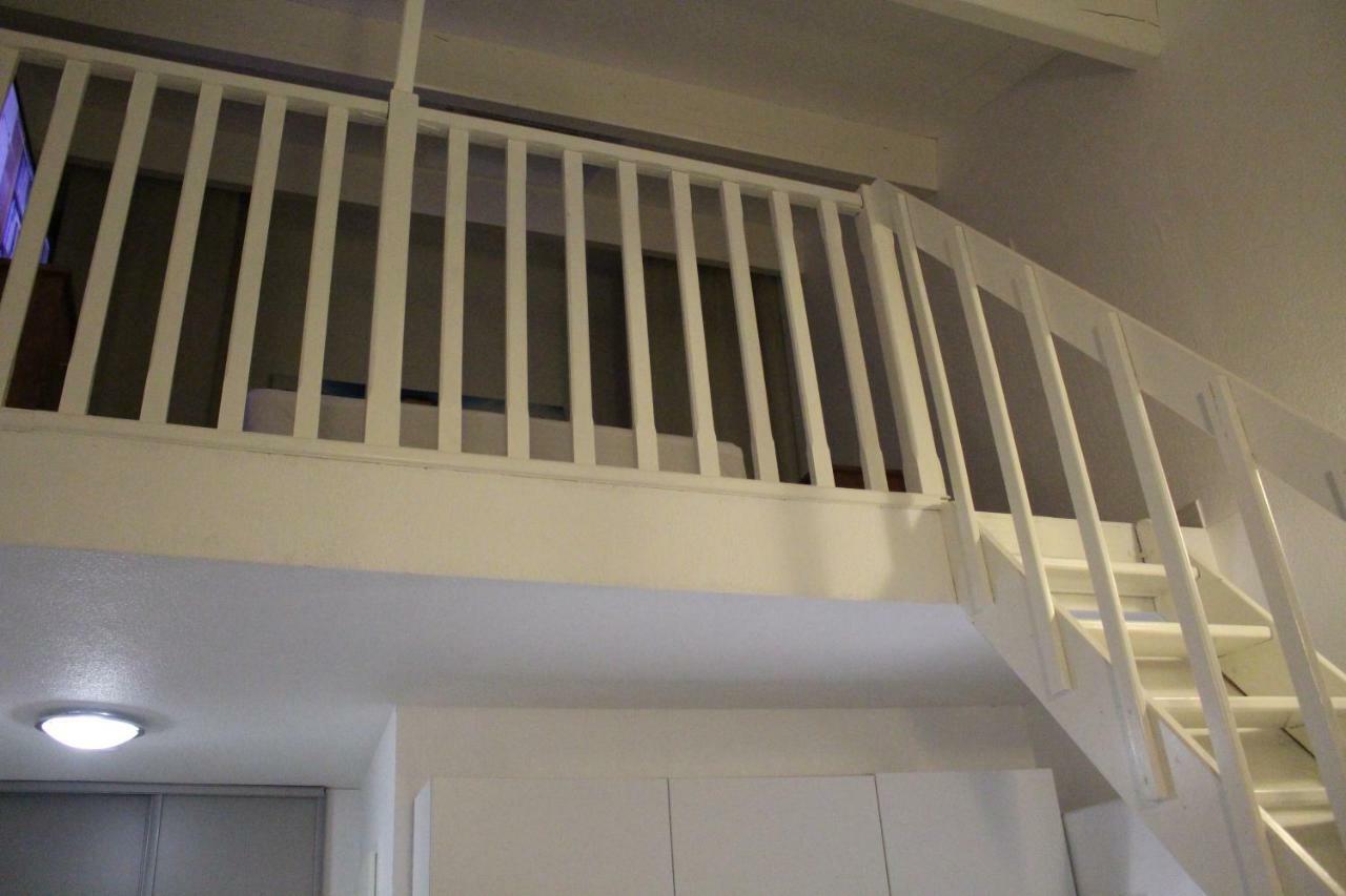 Enzo Paradise Apartment